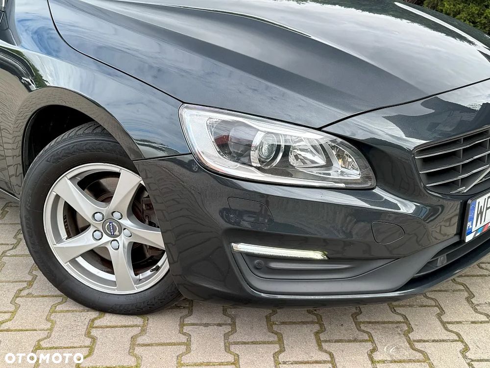 Volvo V60 D4 Drive-E Summum - 29