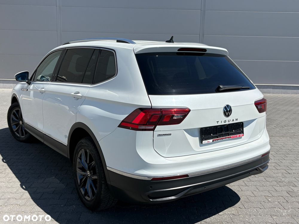 Volkswagen Tiguan Allspace 2.0 TDI SCR Comfortline - 11