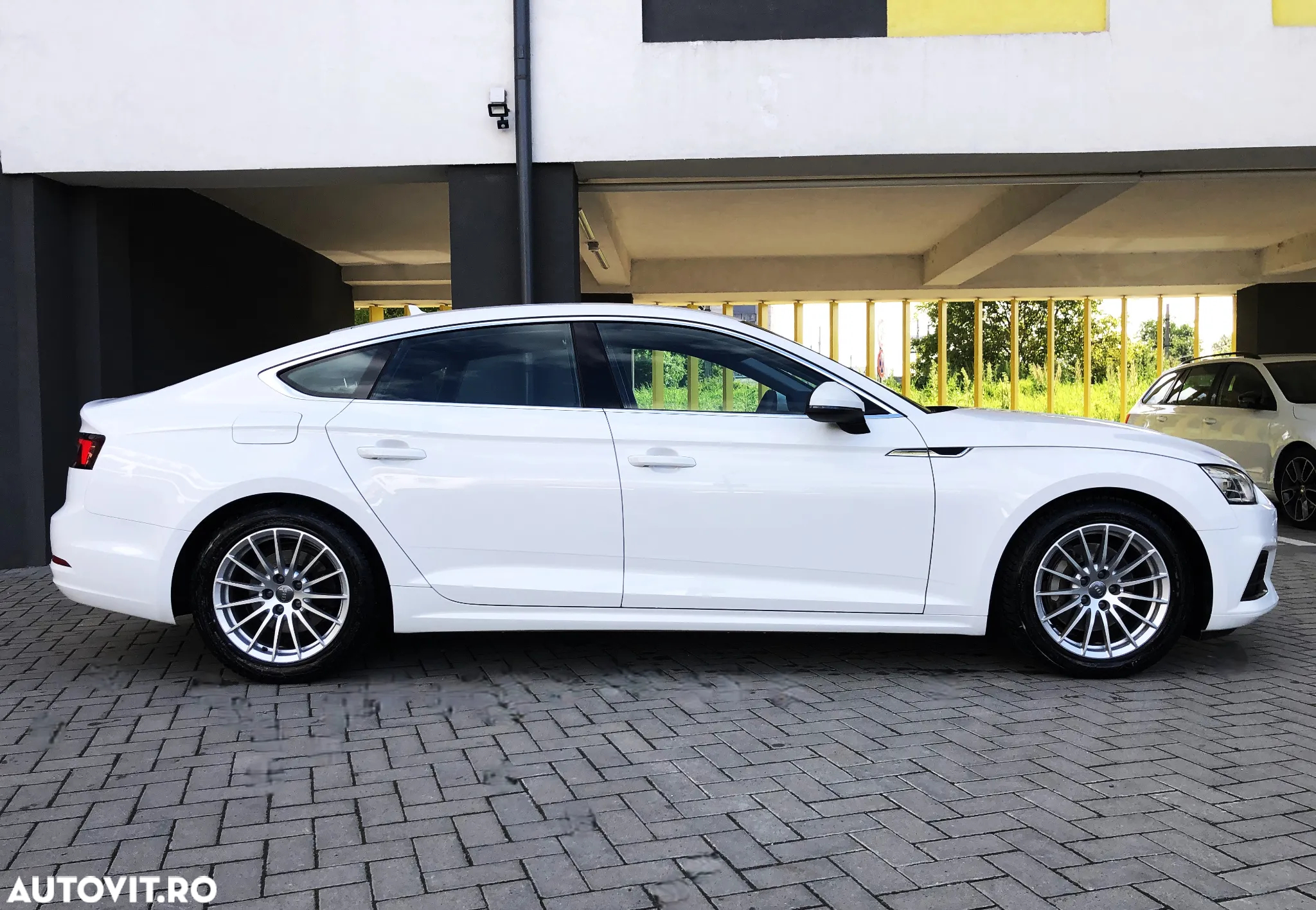 Audi A5 Sportback 2.0 TDI S tronic - 32