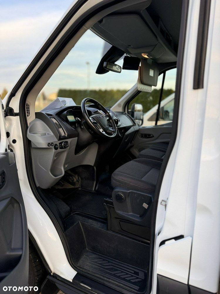 Ford Transit - 9