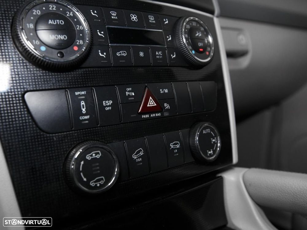 Mercedes-Benz ML 320 - 16