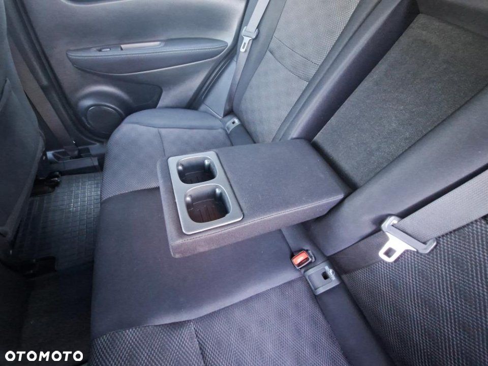 Nissan Qashqai - 13