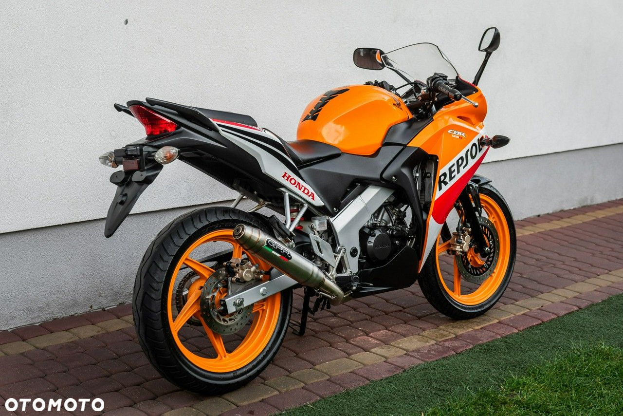 Honda CBR - 3