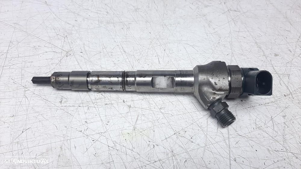 INJETOR AUDI Q3 8UG REF. 04L130277AC - 1