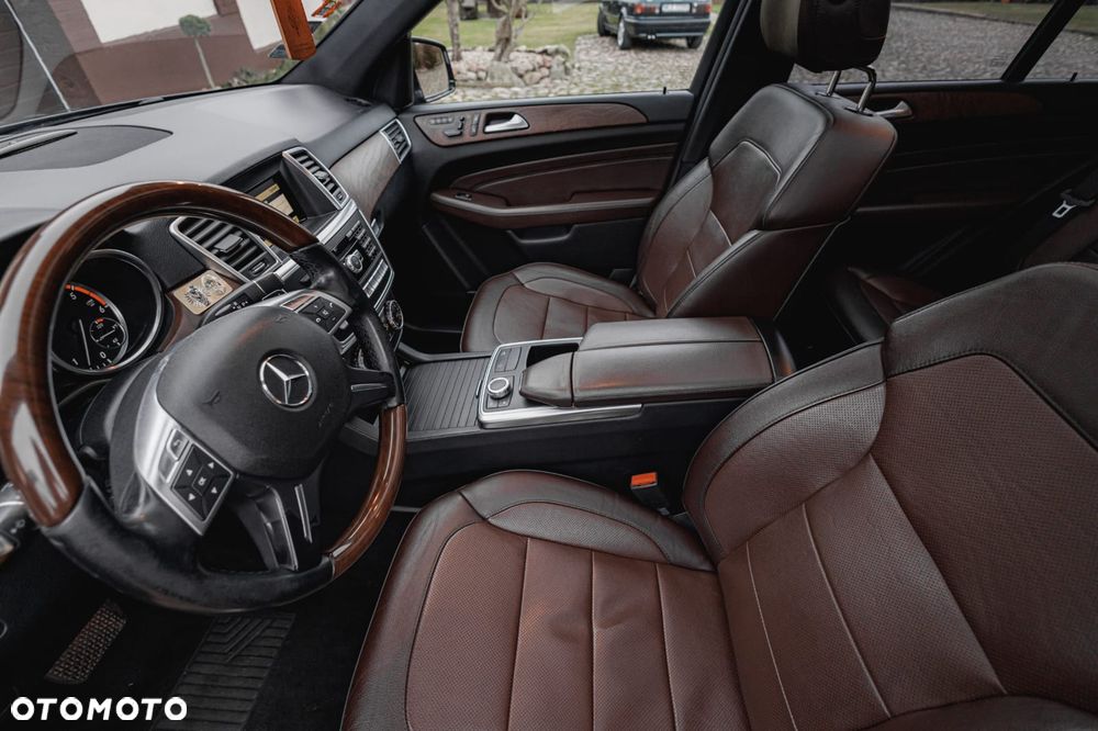Mercedes-Benz ML 250 BlueTec 4-Matic - 35
