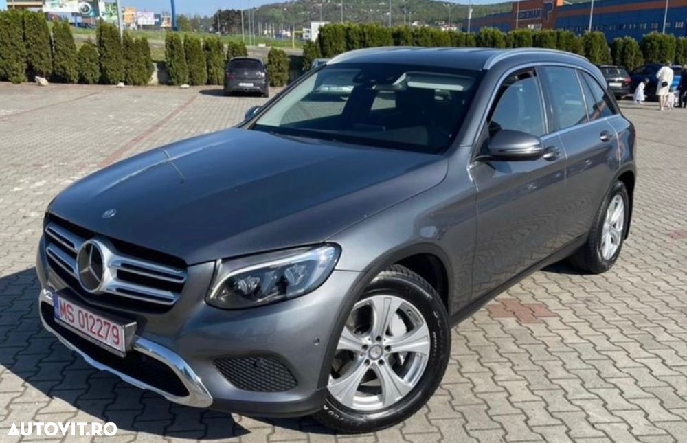 Mercedes-Benz GLC 220 d 4Matic 9G-TRONIC Edition 1 - 24