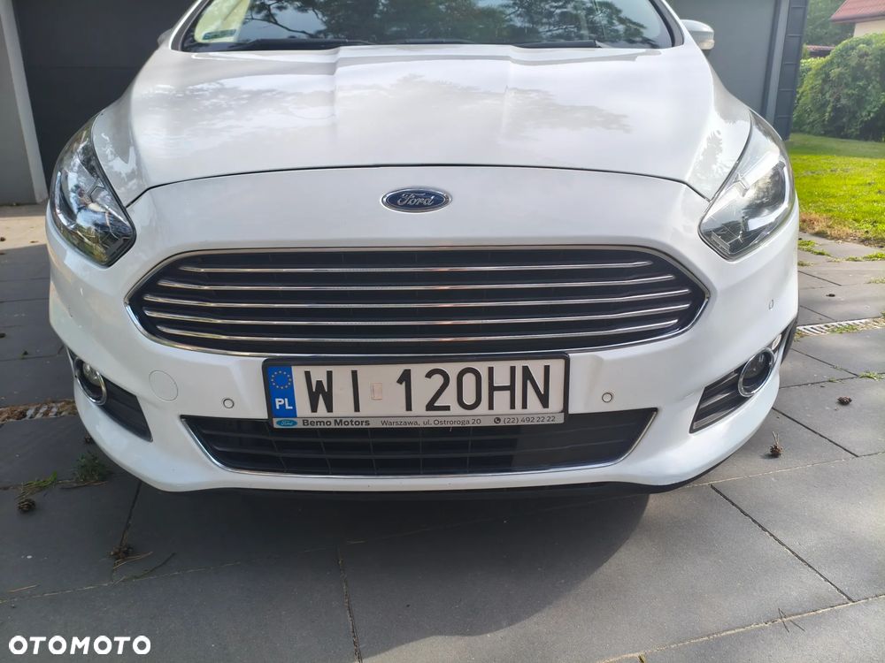 Ford S-Max - 13
