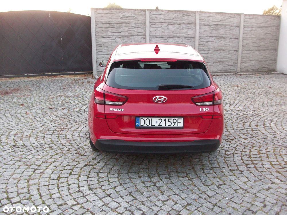 Hyundai i30 i30cw 1.4 Intro Edition - 6