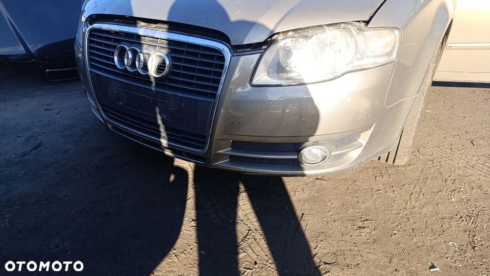 35508 audi a4b7 avant 1.9 BRB na części Skrzynia GYA sprawna lakier LY1Q - 10