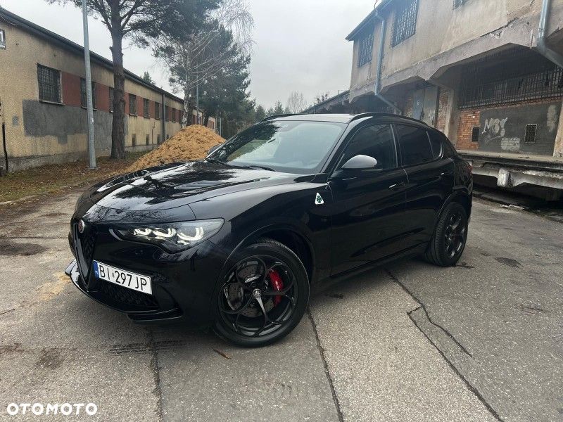 Alfa Romeo Stelvio V6 2.9 Bi-Turbo AT8-Q4 Quadrifoglio - 1