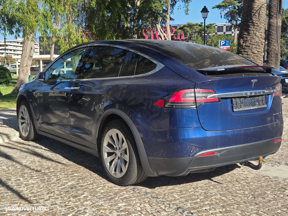 Tesla Model X Long Range - 11