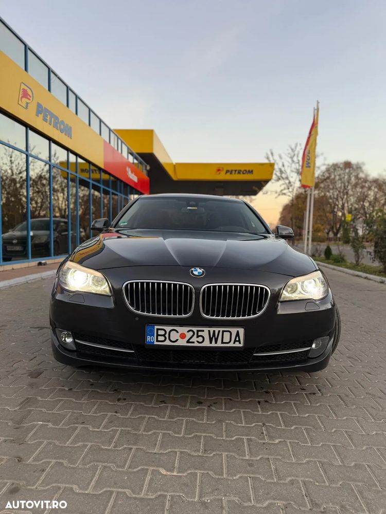 BMW Seria 5 520d Aut. - 16