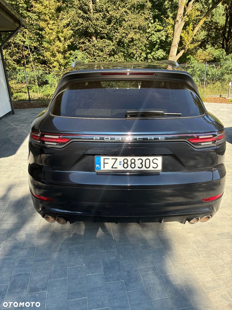 Porsche Cayenne - 7