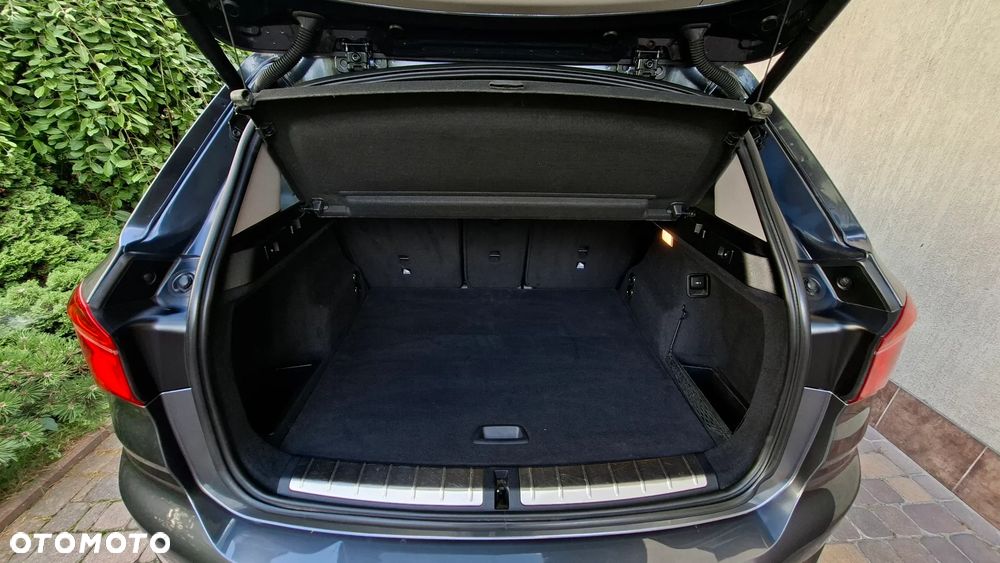 BMW X1 xDrive18d xLine - 15