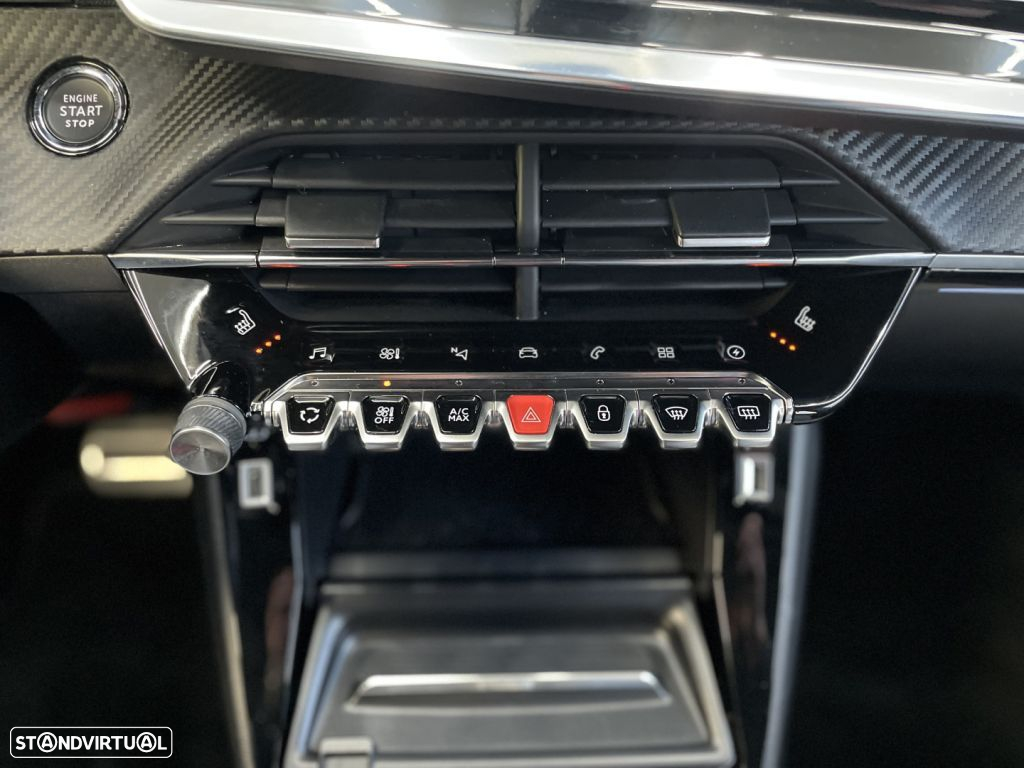 Peugeot e-2008 50 kWh GT - 23