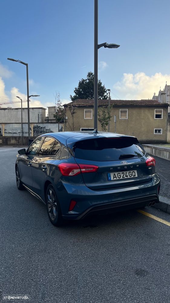 Ford Focus 1.0 EcoBoost MHEV ST-Line X - 3