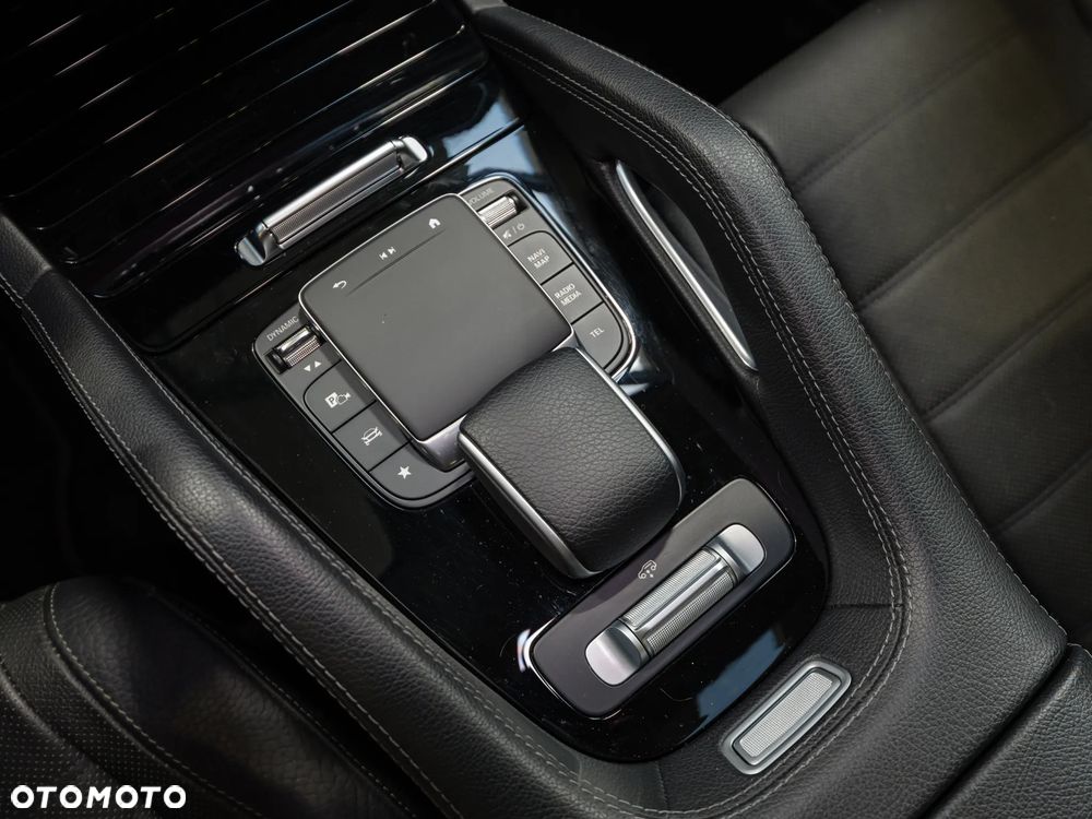 Mercedes-Benz GLE - 30