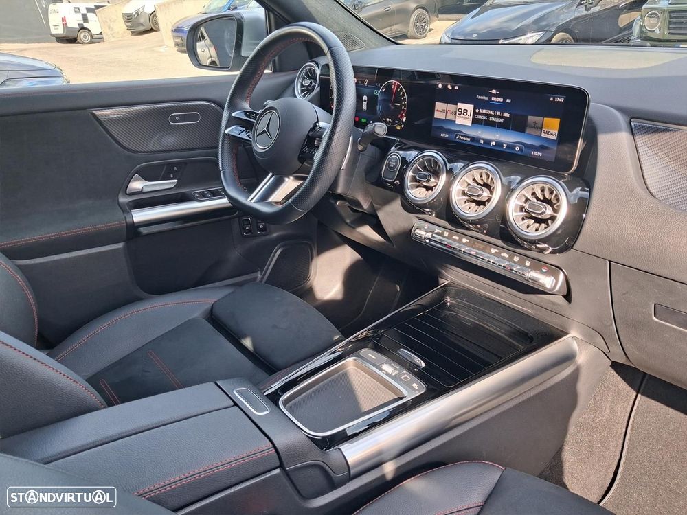 Mercedes-Benz GLA 250 e AMG Line - 16
