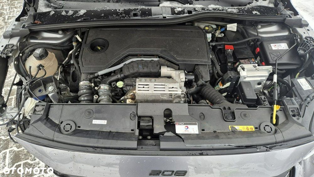 Peugeot 208 - 17