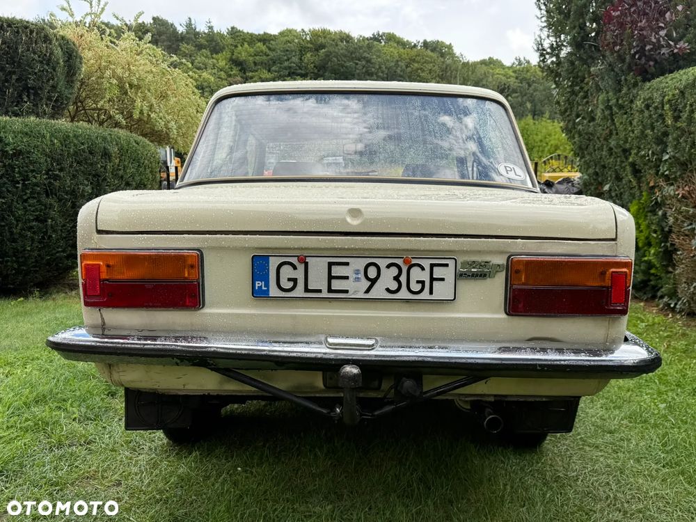 Fiat 125p - 8