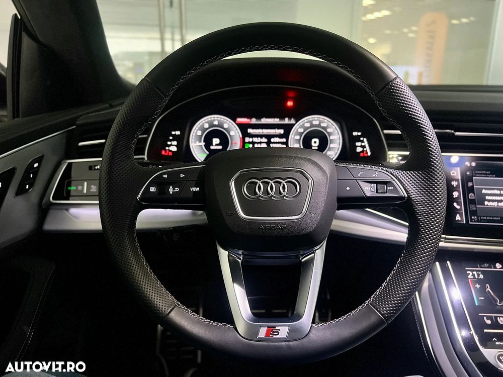 Audi Q8 SUV TFSI e quattro 290 kW tiptronic - 17