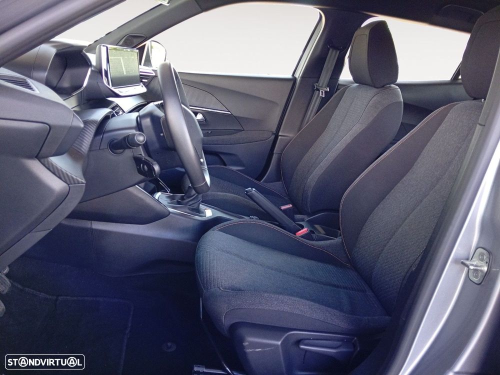 Peugeot 2008 1.2 PureTech Style - 9