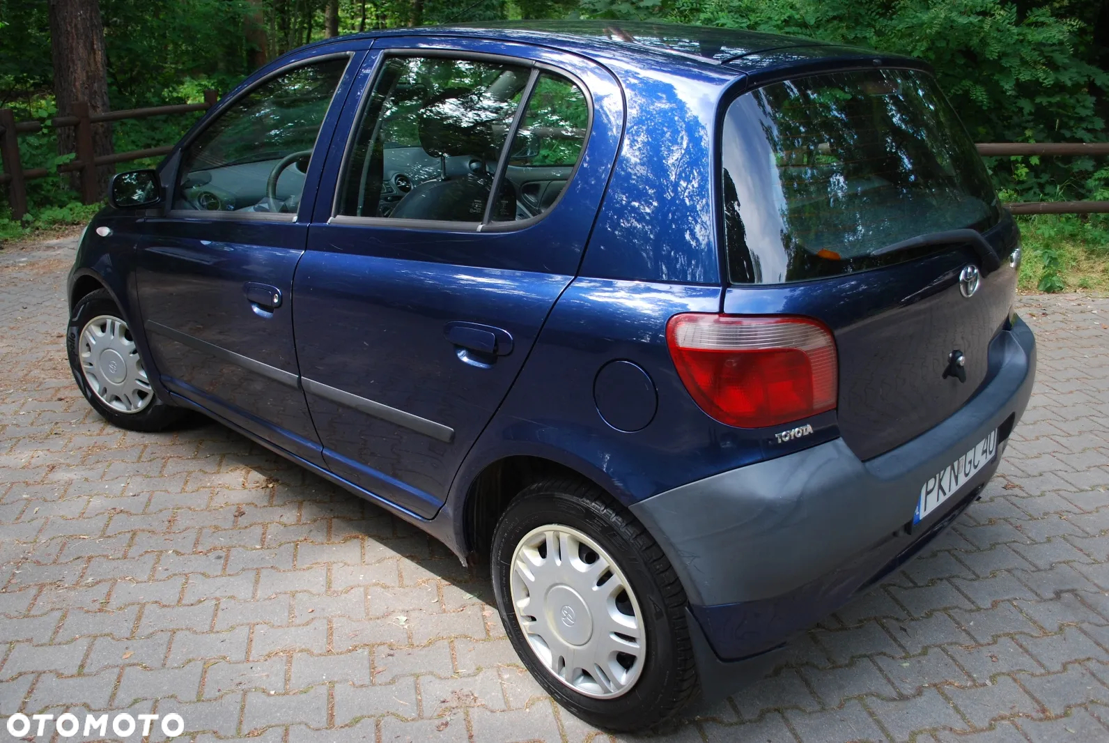 Toyota Yaris 1.0 Luna - 4