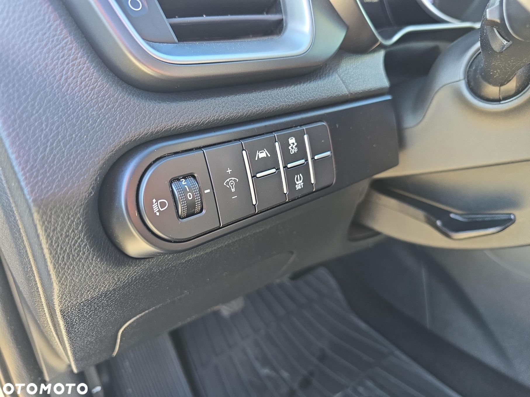 Kia Ceed 1.5 T-GDI M - 21