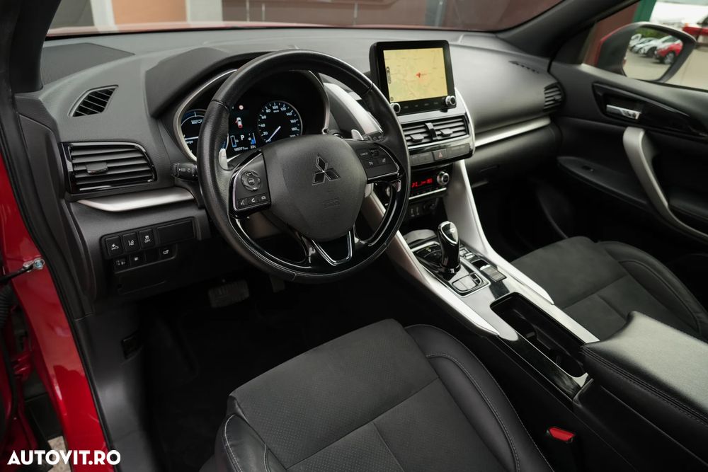 Mitsubishi Eclipse-Cross 4WD Top - 8