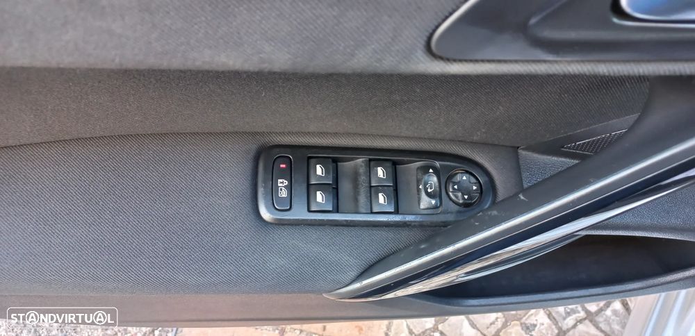 Peugeot 508 SW HDi FAP 115 Access - 18