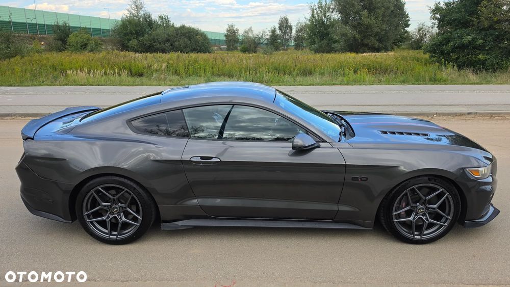 Ford Mustang 5.0 V8 GT - 1