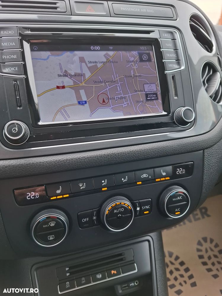 Volkswagen Tiguan 2.0 TDI SCR 4MOTION BlueMotion Technology Lounge Sport & Style - 31