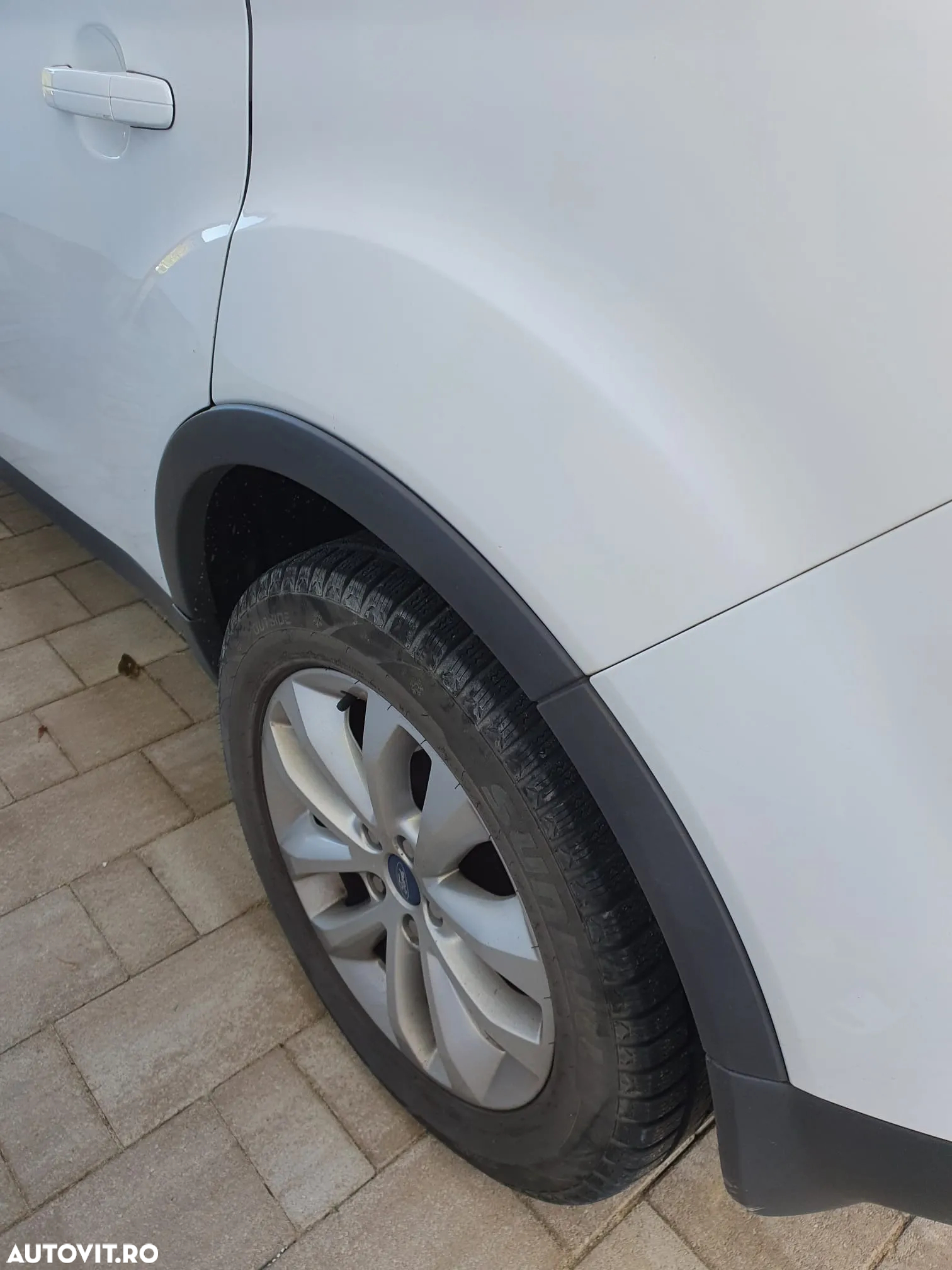 Ford Kuga - 5