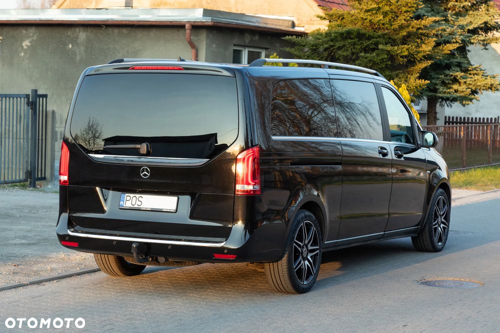 Mercedes-Benz Klasa V - 7
