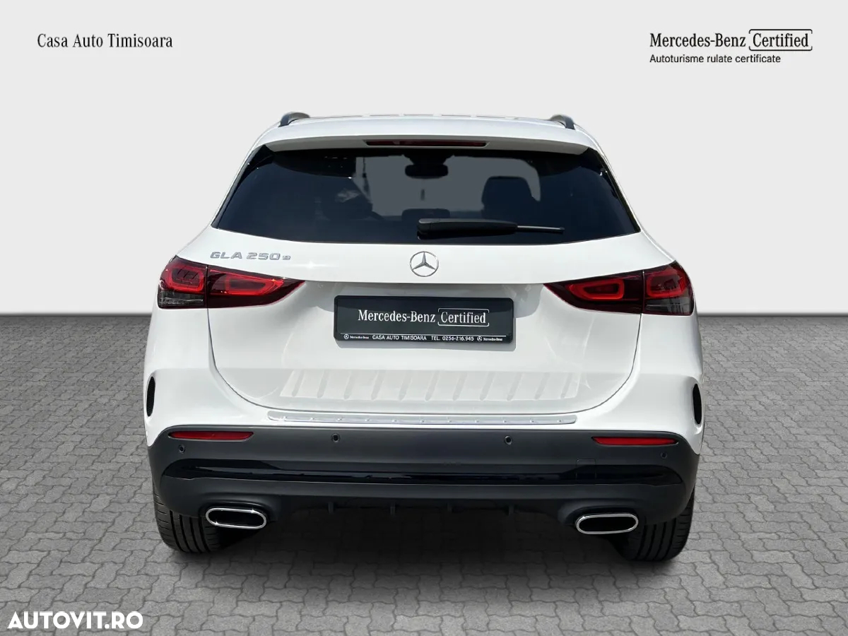 Mercedes-Benz GLA 250 e - 5