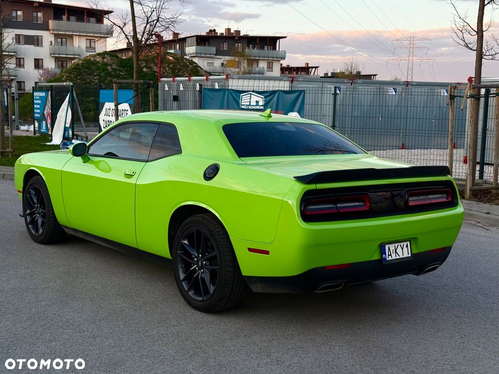 Dodge Challenger 3.6 GT AWD - 8