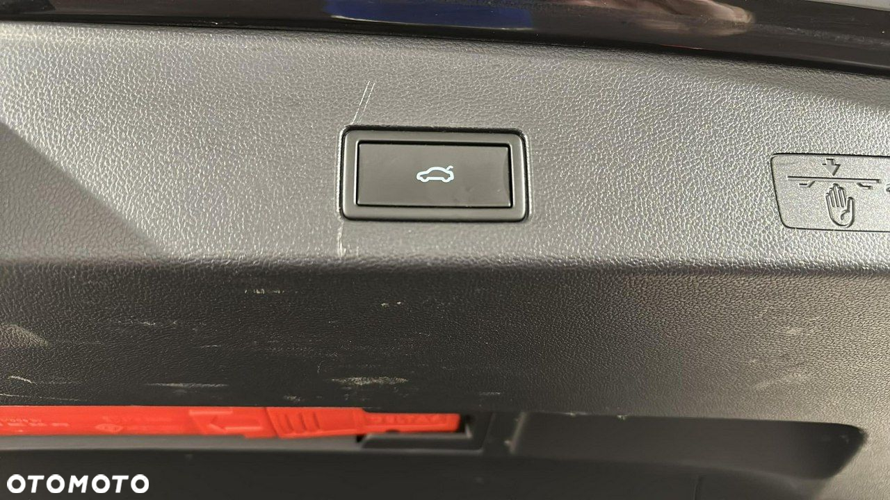 Volkswagen Golf - 29