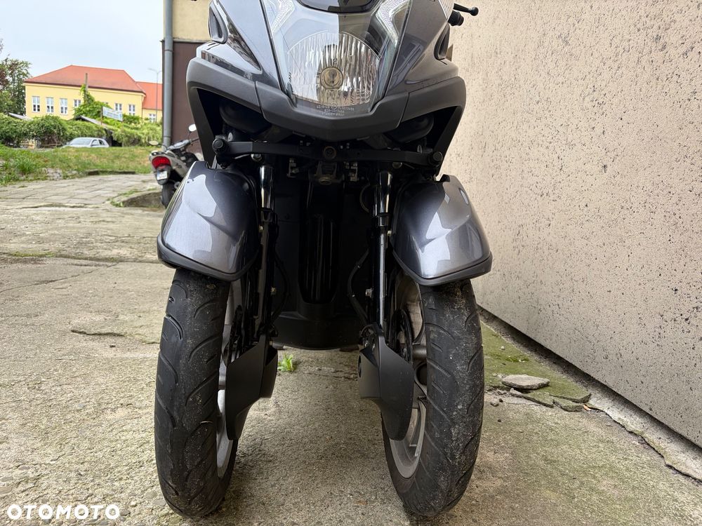 Yamaha Tricity - 3
