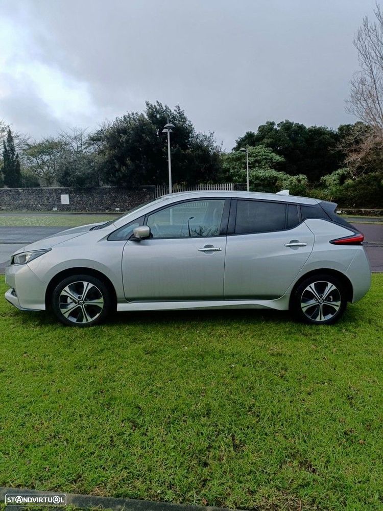 Nissan Leaf - 4