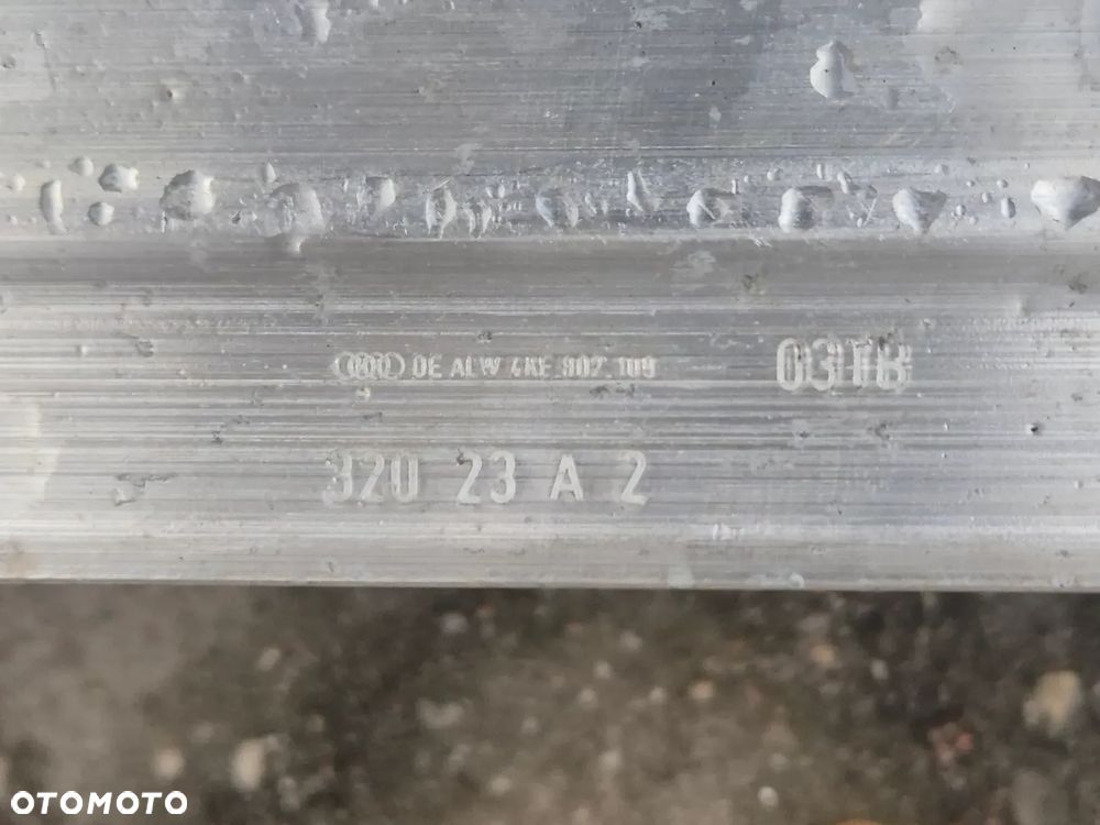 Belka zderzaka przedniego Audi E-Tron GT 4KE807109 - 2