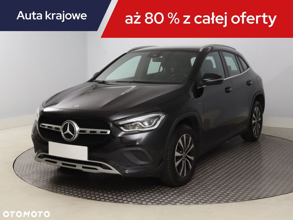 Mercedes-Benz GLA - 3