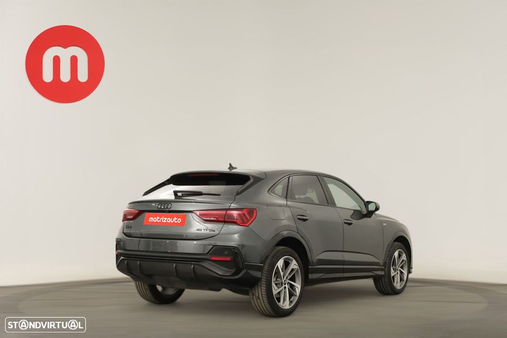 Audi Q3 Sportback 45 TFSIe S line S tronic - 4