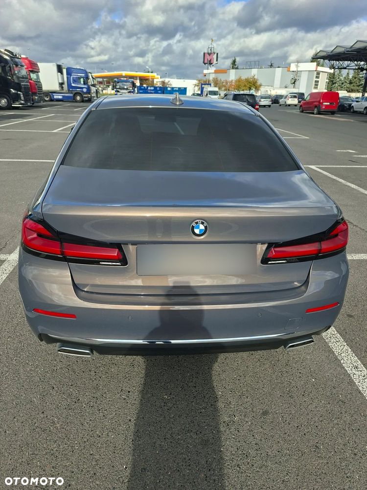 BMW Seria 5 530d xDrive mHEV Luxury Line - 2