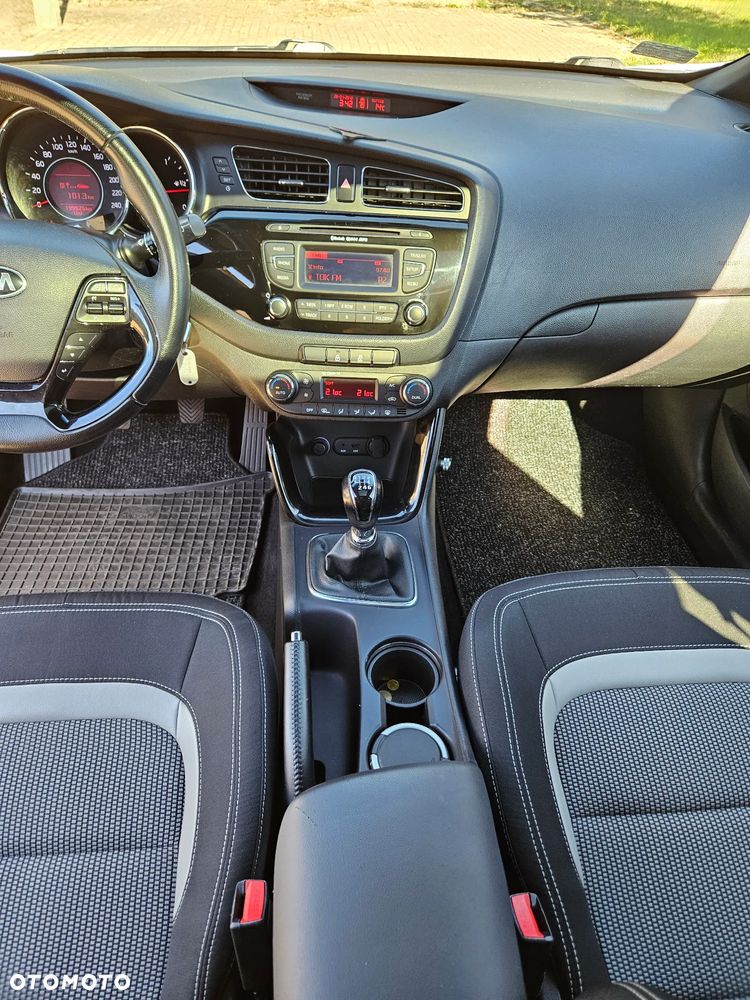 Kia Ceed 1.6 GDI Business Line - 24