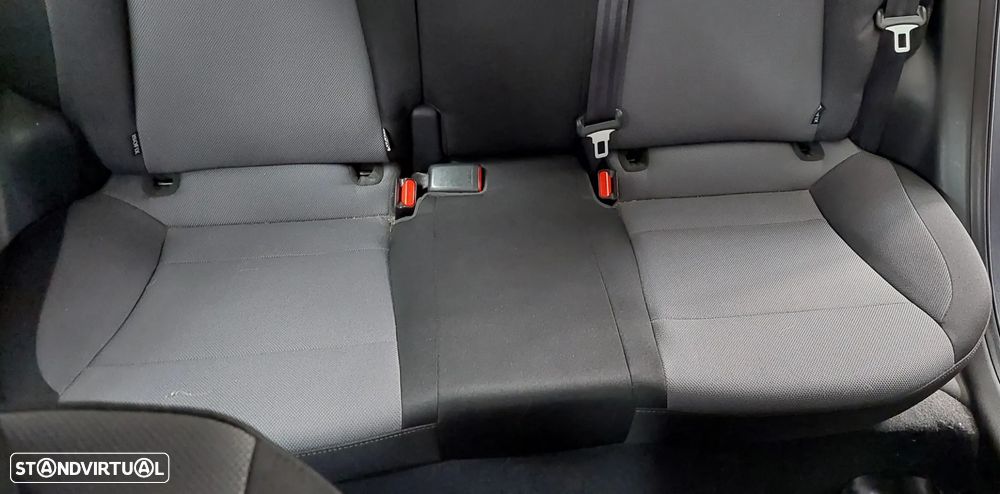 HYUNDAI i20 PARA PEÇAS - 11