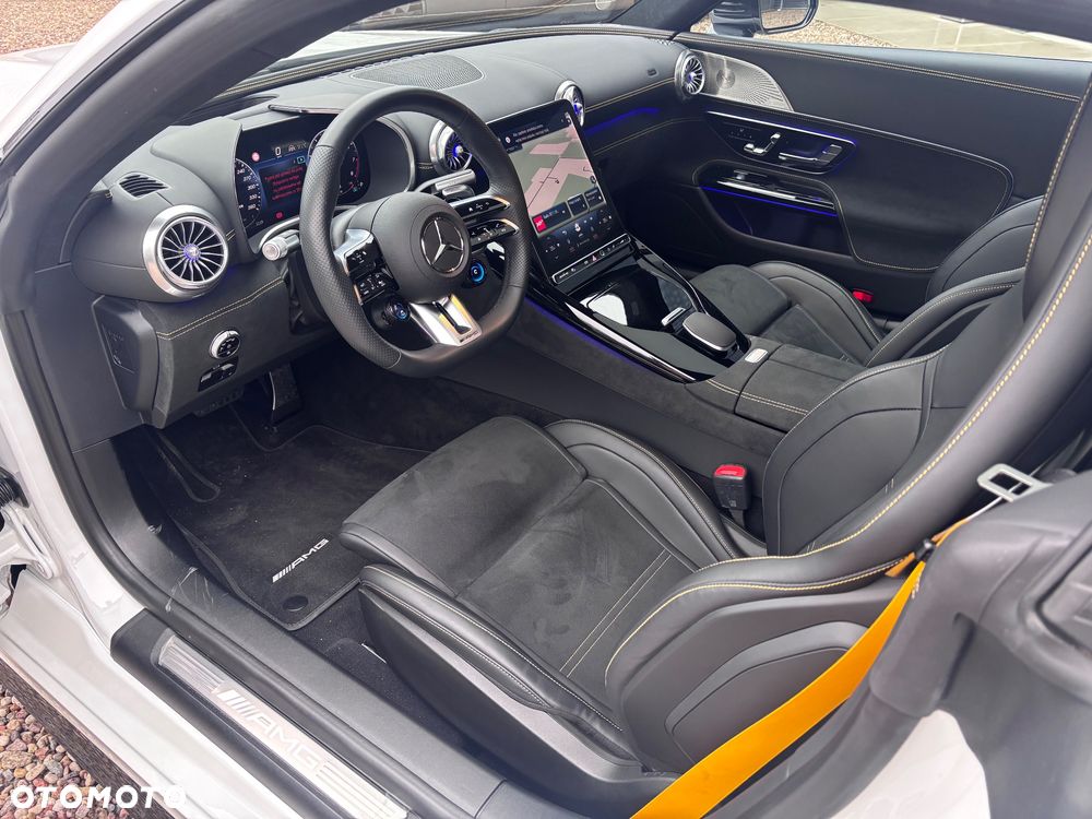 Mercedes-Benz AMG GT - 23