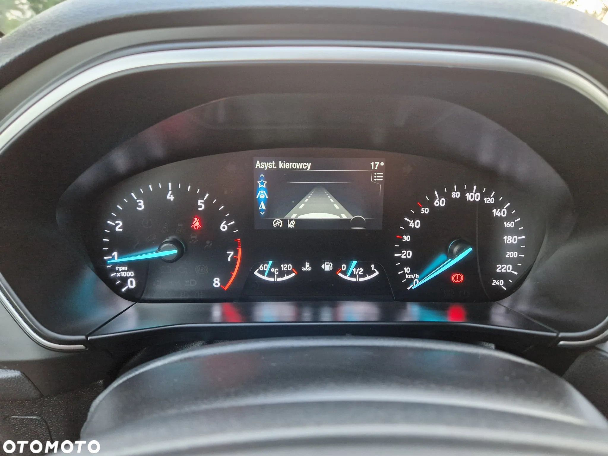 Ford Focus - 9