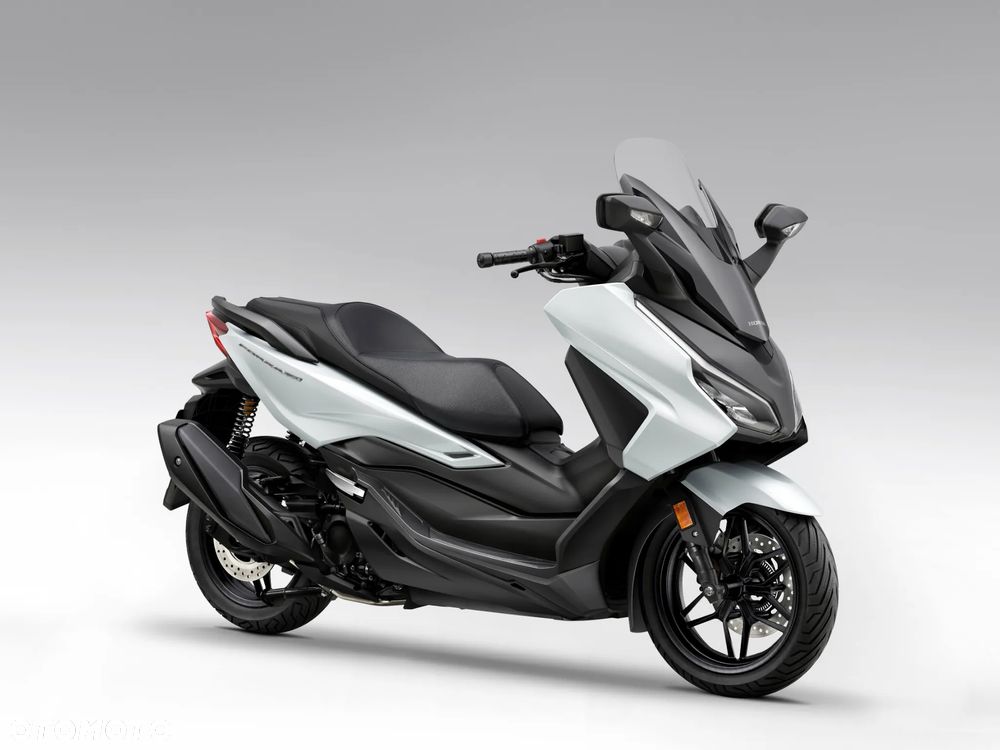 Honda NSS - 5