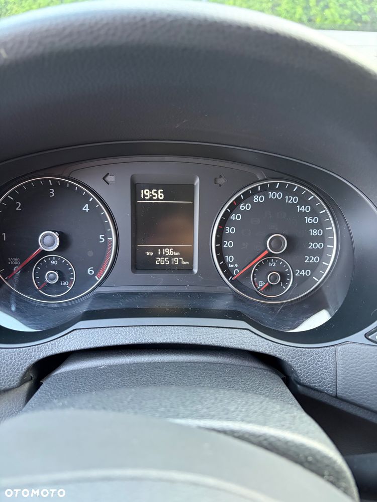 Volkswagen Sharan 2.0 TDI Comfortline - 30