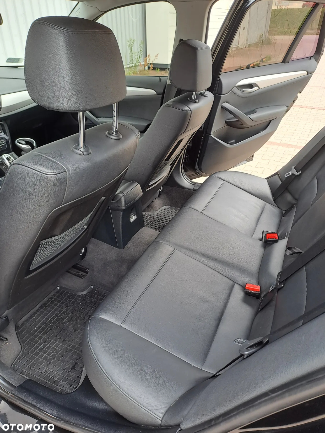BMW X1 sDrive18d - 11